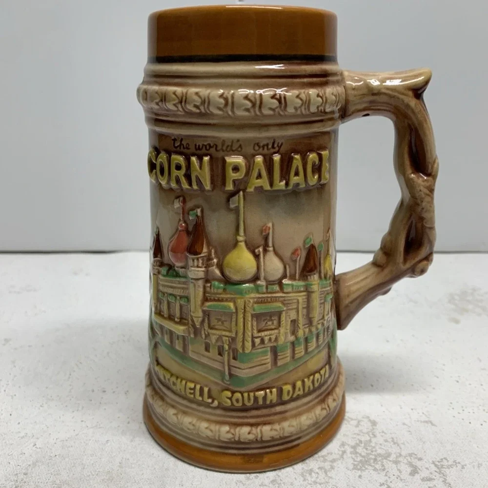 1960s-1970s South Dakota Mt Rushmore Corn Palace Beer Stein Mug Made in Japan